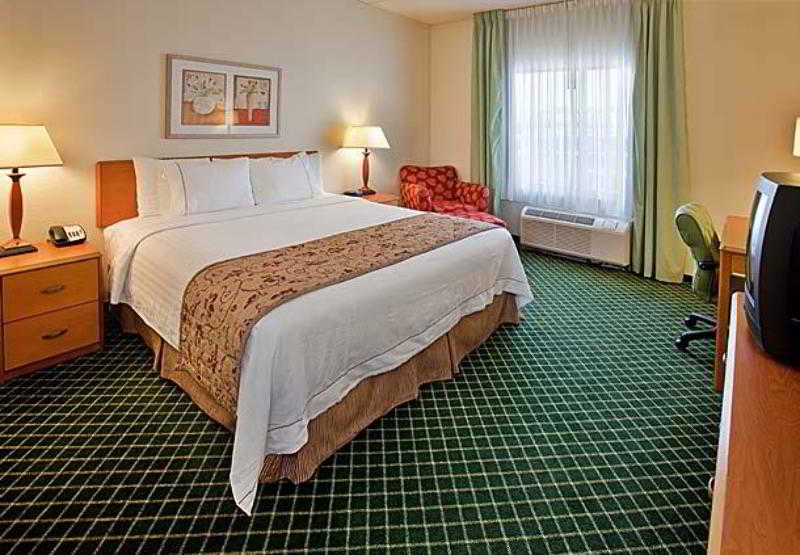 Fairfield Inn & Suites By Marriott San Antonio Airport/North Star Mall Bagian luar foto